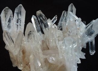 Jak nazywa się uzdrawianie przez dotyk?