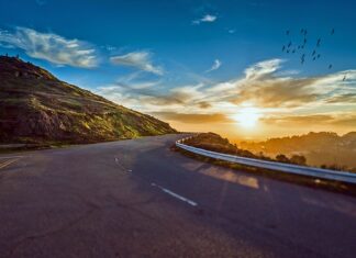 Jak wyregulować krzywe okulary?