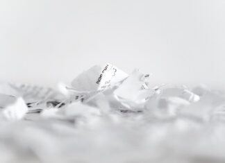 Jakie szkło lub naczynia laboratoryjne są stosowane do rozdrabniania substancji?